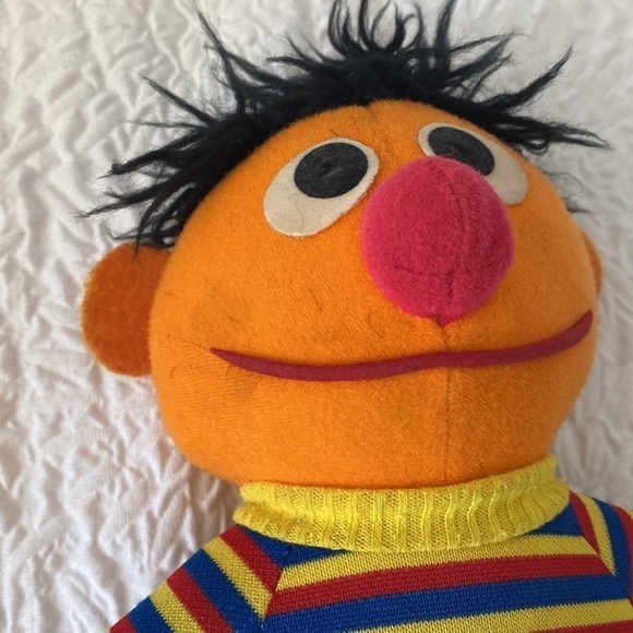 Hasbro Softies Sesame Street Ernie 10" Stuffed Plush - Picture 4 of 14